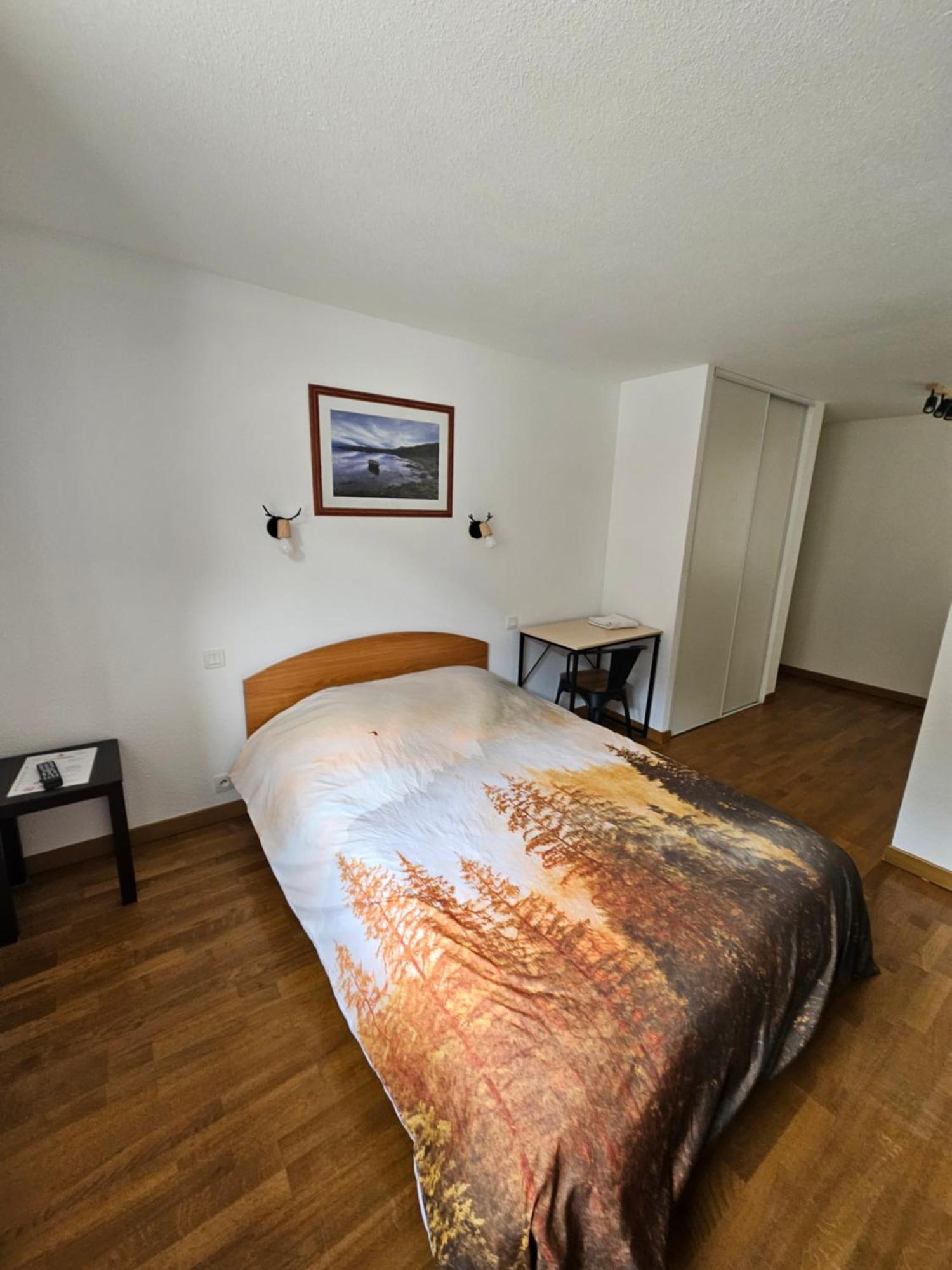 Le Campcardos Hotel Porta ภายนอก รูปภาพ